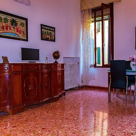 Dei Frari Apartment Venice