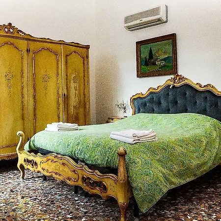 Apartment Dei Frari Venice